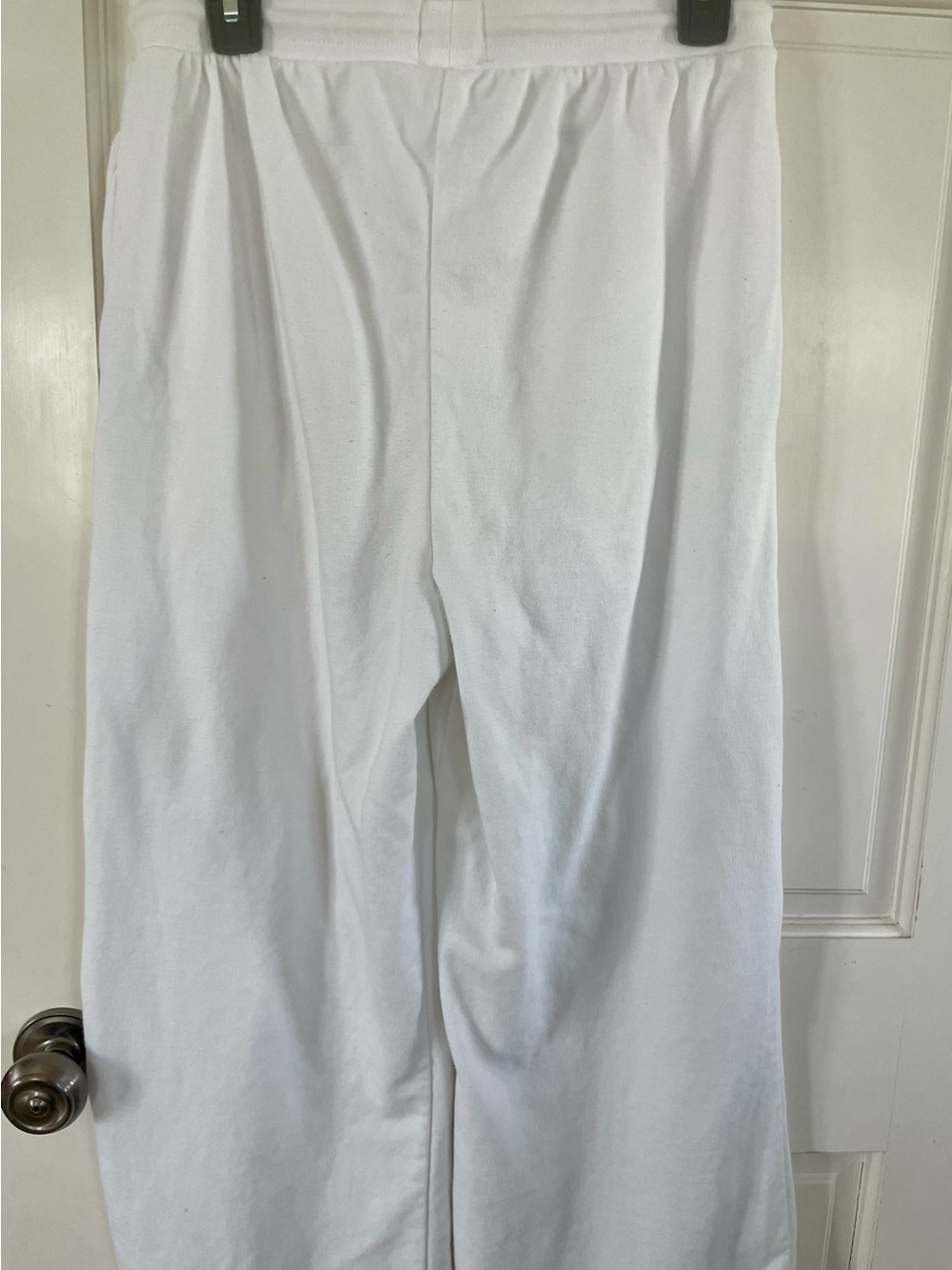 White Drawstring Cropped Lounge Pants - Picture 4 of 5
